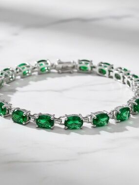 Womens Sterling Silver Green Emerald Zirconia Tennis Bracelet 7.75 inches